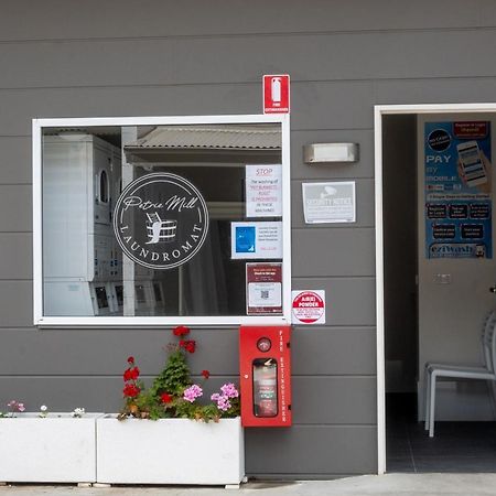 Petrie Mill Motel מראה חיצוני תמונה