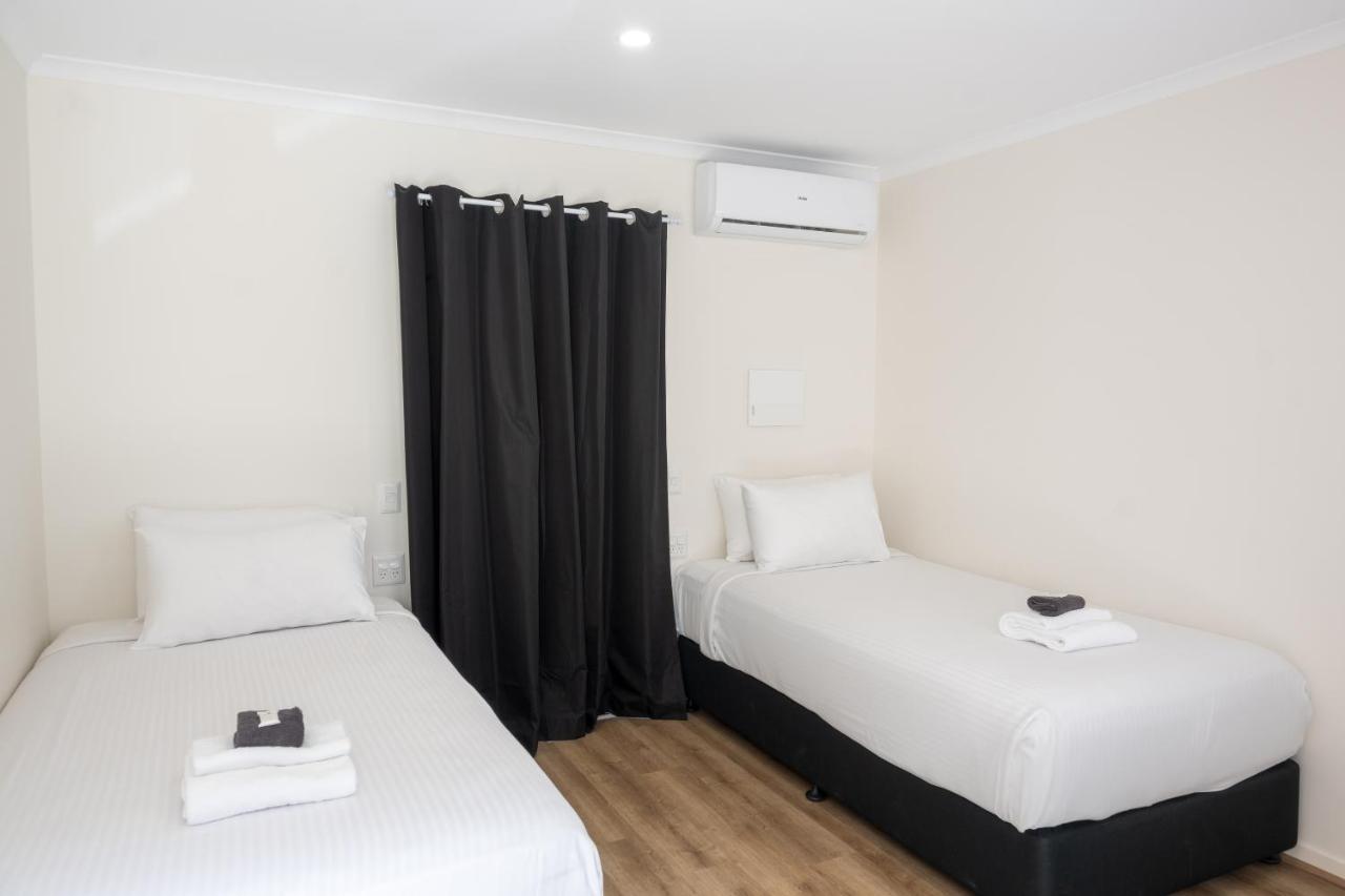 Petrie Mill Motel מראה חיצוני תמונה