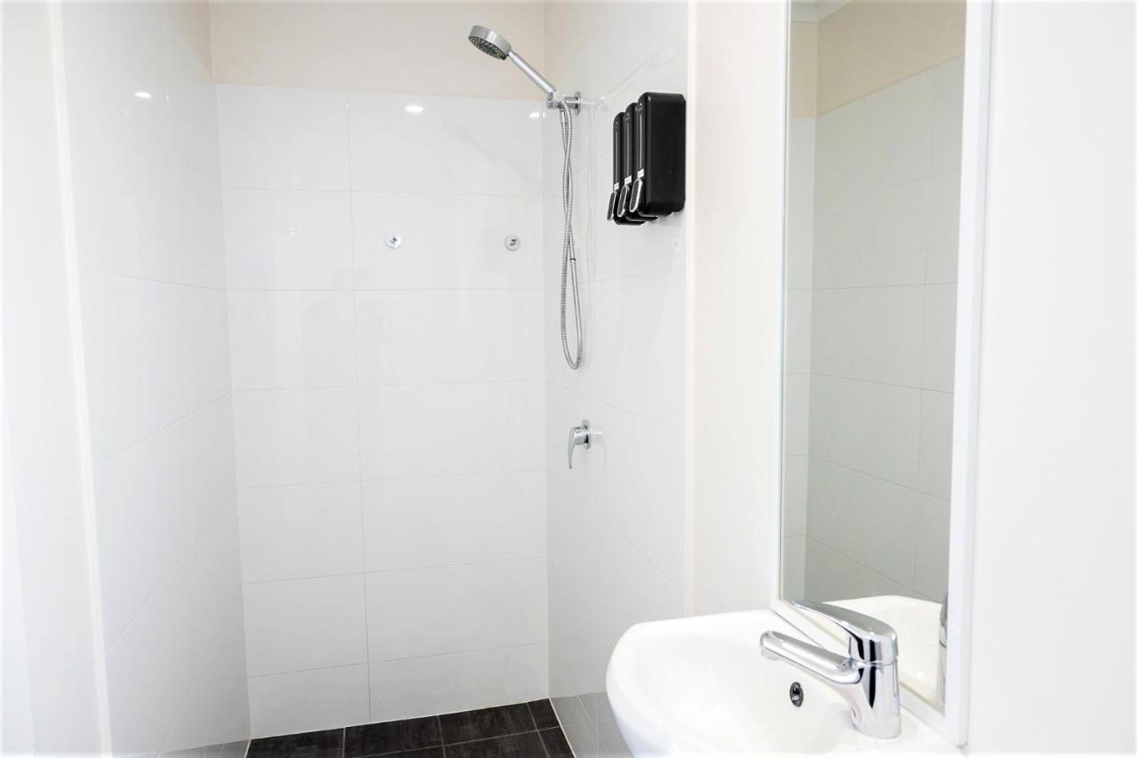 Petrie Mill Motel מראה חיצוני תמונה